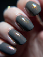 Load image into Gallery viewer, Humble Bee Polish - acillateM