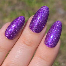 Load image into Gallery viewer, Rain Dance Lacquer - Donacia