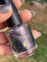 Load image into Gallery viewer, Humble Bee Polish - Salt Hex