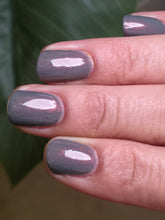 Load image into Gallery viewer, Humble Bee Polish - acillateM