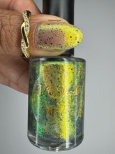Load image into Gallery viewer, The Peach Pit Co. - Spectra Crawler - OVERSTOCK