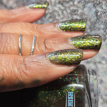 Load image into Gallery viewer, Victorian Varnish - Creekside Chills