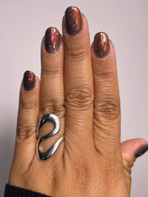 Load image into Gallery viewer, Humble Bee Polish - xarhtnA