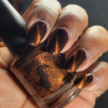 Load image into Gallery viewer, Rain Dance Lacquer - Violet Crumble - MAGNETIC