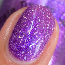 Load image into Gallery viewer, Rain Dance Lacquer - Donacia