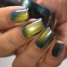 Load image into Gallery viewer, Rain Dance Lacquer - Chrysochus - MAGNETIC