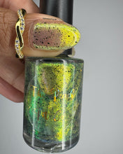 Load image into Gallery viewer, The Peach Pit Co. - Spectra Crawler - OVERSTOCK