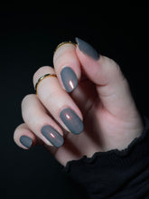 Load image into Gallery viewer, Humble Bee Polish - acillateM