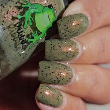 Load image into Gallery viewer, Ribbits - The Art of Metal