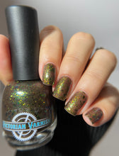 Load image into Gallery viewer, Victorian Varnish - Creekside Chills