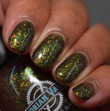 Load image into Gallery viewer, Victorian Varnish - Creekside Chills