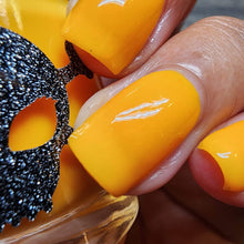 Load image into Gallery viewer, Paradox Polish - The Crow - GITD TOPPER