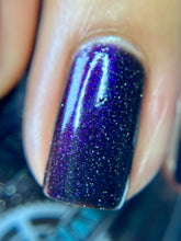 Load image into Gallery viewer, Victorian Varnish - Prince Of Darkness (Reflective)