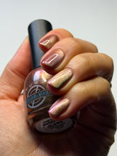 Load image into Gallery viewer, Victorian Varnish - CADOU CLAWS - MAGNETIC