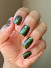 Load image into Gallery viewer, Victorian Varnish - Creekside Chills