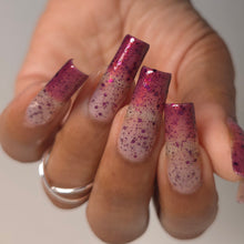 Load image into Gallery viewer, Chamaeleon Nails - Janeway‘s Inner Strength - THERMAL
