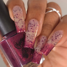 Load image into Gallery viewer, Chamaeleon Nails - Janeway‘s Inner Strength - THERMAL