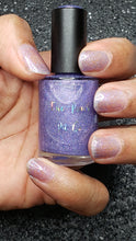 Load image into Gallery viewer, The Peach Pit Co. - There’s No Place Like London - OVERSTOCK