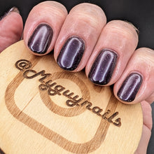 Load image into Gallery viewer, Victorian Varnish - Prince Of Darkness (Reflective)