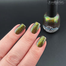 Load image into Gallery viewer, Victorian Varnish - Creekside Chills