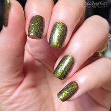 Load image into Gallery viewer, Victorian Varnish - Creekside Chills