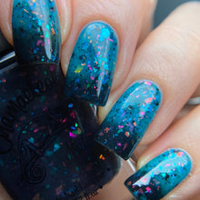 Load image into Gallery viewer, Chamaeleon Nails - Shadow Wolf - THERMAL