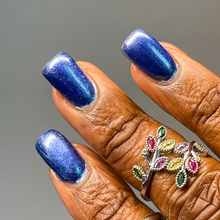 Load image into Gallery viewer, Tyler's Trinkets - Blue Dragon - MAGNETIC