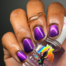 Load image into Gallery viewer, Sassy Cats Lacquer - Purrfect Shine - QDTC