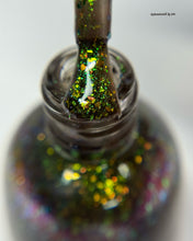 Load image into Gallery viewer, Victorian Varnish - Creekside Chills