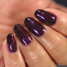 Load image into Gallery viewer, Night Owl Lacquer - The Star
