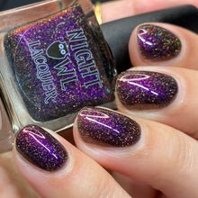 Load image into Gallery viewer, Night Owl Lacquer - The Star
