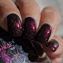 Load image into Gallery viewer, Night Owl Lacquer - The Star
