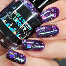 Load image into Gallery viewer, Dark &amp; Twisted Lacquer - The Truth Is Out There
