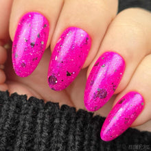 Load image into Gallery viewer, Dark &amp; Twisted Lacquer - Nobody&#39;s Fool
