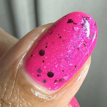 Load image into Gallery viewer, Dark &amp; Twisted Lacquer - Nobody&#39;s Fool
