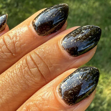 Load image into Gallery viewer, Dark &amp; Twisted Lacquer - Don&#39;t Under Estimate The Evil Of Gold
