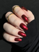 Load image into Gallery viewer, Humble Bee Polish - reyalS
