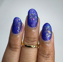 Load image into Gallery viewer, Rain Dance Lacquer - Driver Picks The Music
