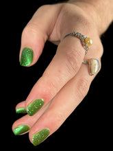 Load image into Gallery viewer, Rain Dance Lacquer - Lithia
