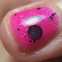 Load image into Gallery viewer, Dark &amp; Twisted Lacquer - Nobody&#39;s Fool
