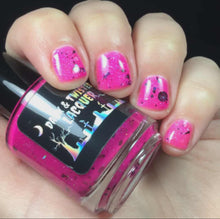 Load image into Gallery viewer, Dark &amp; Twisted Lacquer - Nobody&#39;s Fool
