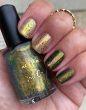 Load image into Gallery viewer, The Peach Pit Co. - Spectra Crawler - OVERSTOCK
