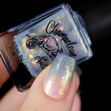 Load image into Gallery viewer, Chamaeleon Nails - Heaven’s Frequency - THERMAL
