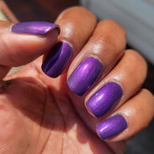 Load image into Gallery viewer, Sassy Cats Lacquer - Witching Hour
