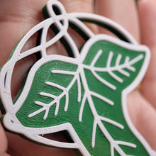 Load image into Gallery viewer, Nothing Basic - Leaf Of Lothlórien - MAGNET

