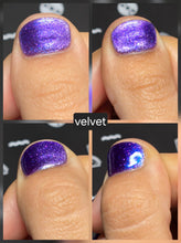 Load image into Gallery viewer, The Peach Pit Co. - Gandolf the Purple - MAGNETIC

