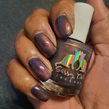 Load image into Gallery viewer, Sassy Cats Lacquer - Enochian Glow
