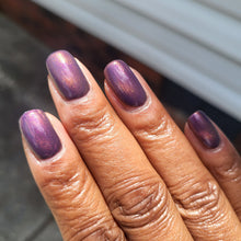 Load image into Gallery viewer, Sassy Cats Lacquer - Enochian Glow

