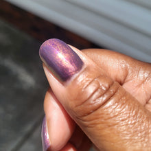 Load image into Gallery viewer, Sassy Cats Lacquer - Enochian Glow
