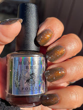 Load image into Gallery viewer, Humble Bee Polish - xarhtnA
